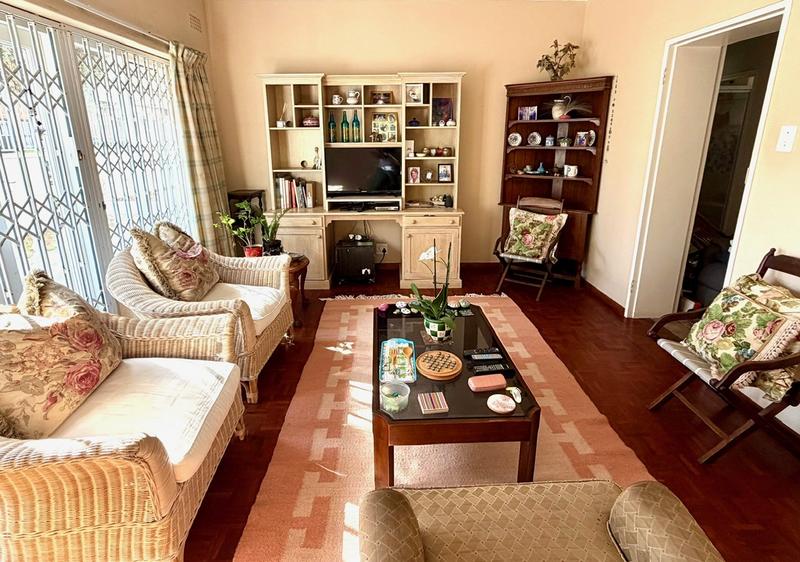 To Let 2 Bedroom Property for Rent in Fish Hoek Western Cape